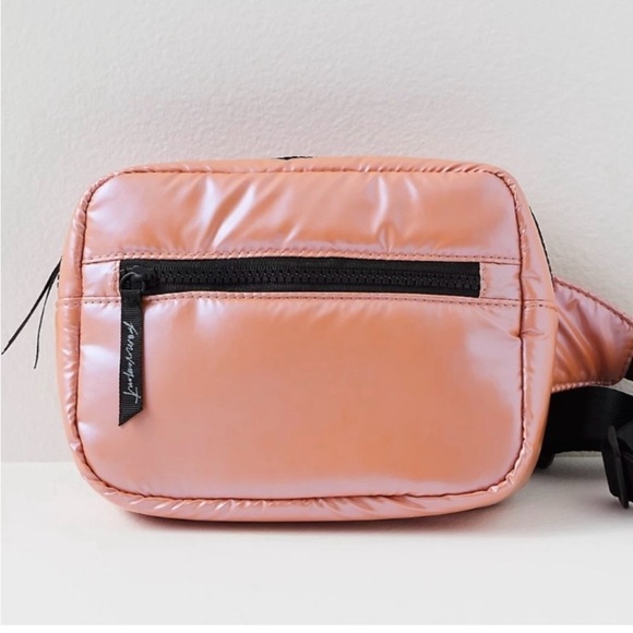 NWOT Free People Pink Iridescent Crossbody Bag SOLD OUT - Picture 2 of 9